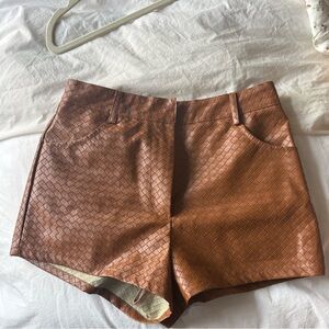 Vestique light brown Quilted leather mini shorts